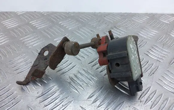 Headlight/headlamp level sensor
