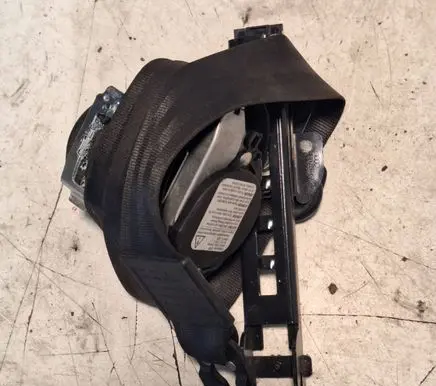 Audi A6 S6 C6 4F Front seatbelt 605404800 51822 190106
