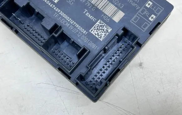 Audi A8 S8 D4 4H Door control unit/module 4H0959793R 4H0959793G