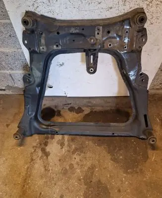 Nissan Juke I F15 Front subframe