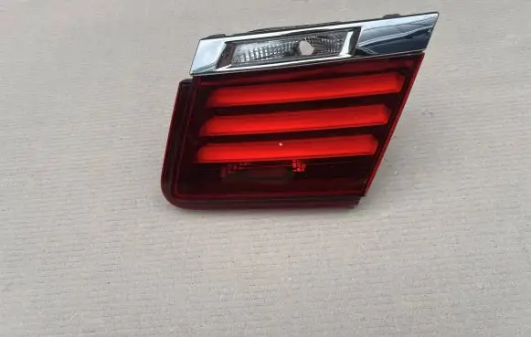 BMW 7 F01 F02 F03 F04 Tailgate rear/tail lights 7300272 27000206 27000206A