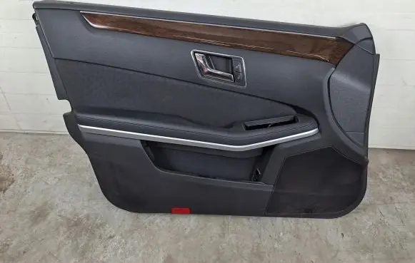 Mercedes-Benz E W212 Front door card panel trim