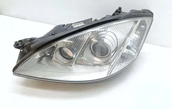 Mercedes-Benz S W221 Headlight/headlamp A2218202561 A2218709126