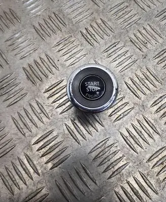 Nissan Qashqai Engine start stop button switch