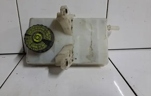 Citroen Berlingo Brake fluid reservoir 9680907780