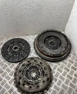 Land Rover Discovery 3 - LR3 Clutch set kit 415047410