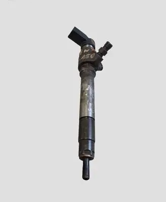 Jaguar XF X250 Fuel injector 5U3Q9K546AA