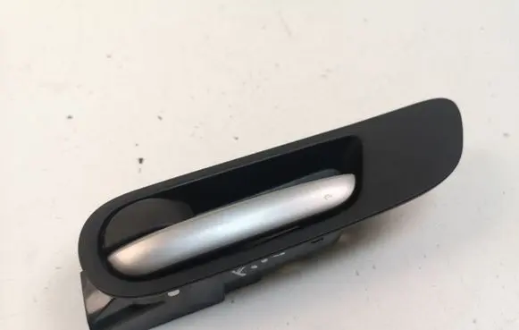 Mazda 3 II Front door interior handle