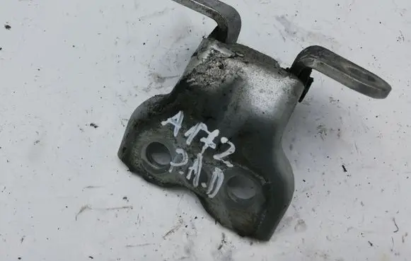 Toyota Avensis T250 Front door lower hinge NOCODE