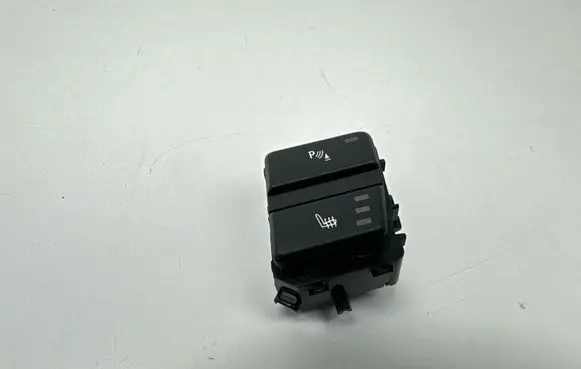 BMW 5 E60 E61 Seat heating switch 915907702