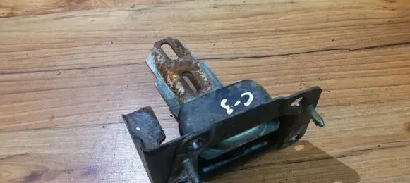 Citroen C3 Engine mount bracket 9641949580