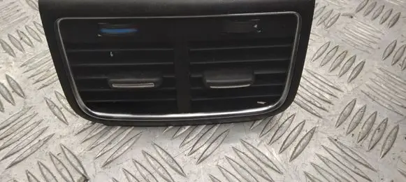 Audi A4 S4 B8 8K Rear air vent grill 8K0819203