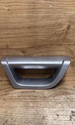 Volvo XC90 Front door interior handle trim 08650071