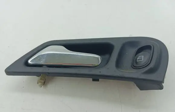 Mercedes-Benz C W203 Rear door interior handle A3182