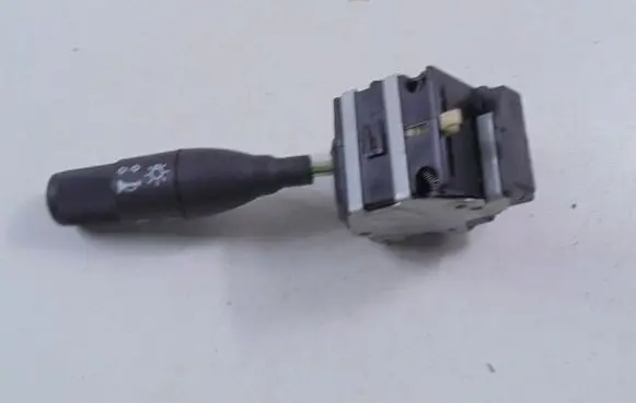 Renault 19 Wiper turn signal indicator stalk/switch K01W008AKN