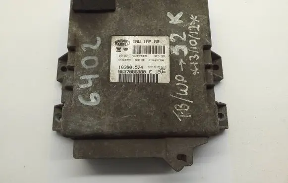 Peugeot 206 Engine control unit/module 9637086880 16300574 IAW1AP80