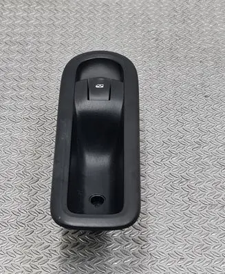 Renault Twingo II Electric window control switch 8200356517B 8055210