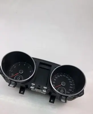 Volkswagen Golf VI Speedometer (instrument cluster) 5K0920870B