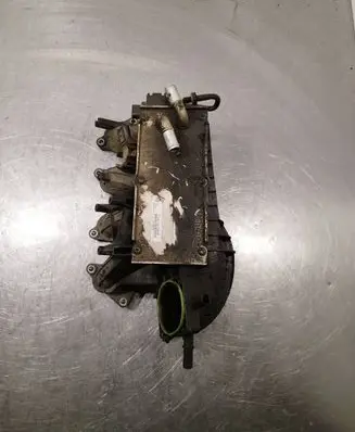 Skoda Roomster (5J) Intake manifold 03F145749B