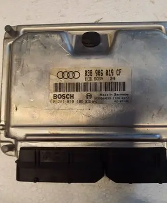 Audi A6 S6 C5 4B Engine control unit/module 038906019CF 0281010405 1039S00228