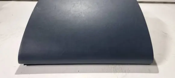 Glove box