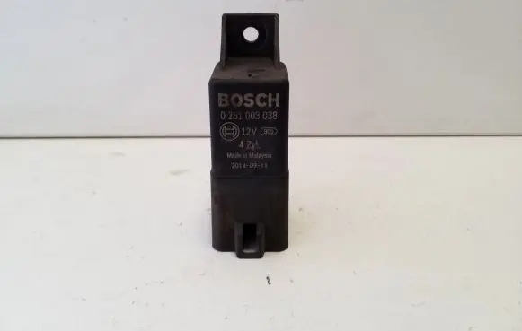 Volkswagen Amarok Glow plug pre-heat relay 0281003038 038907281D