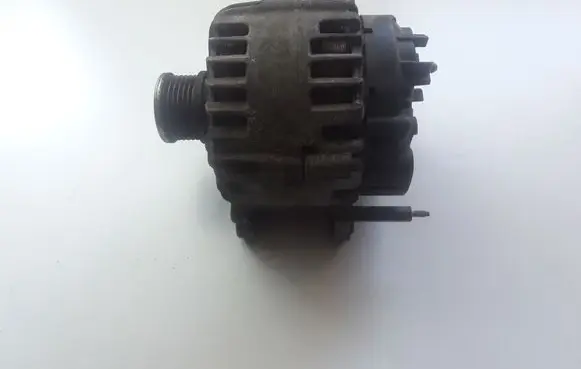 Volkswagen Golf VII Generator/alternator 03L903023L