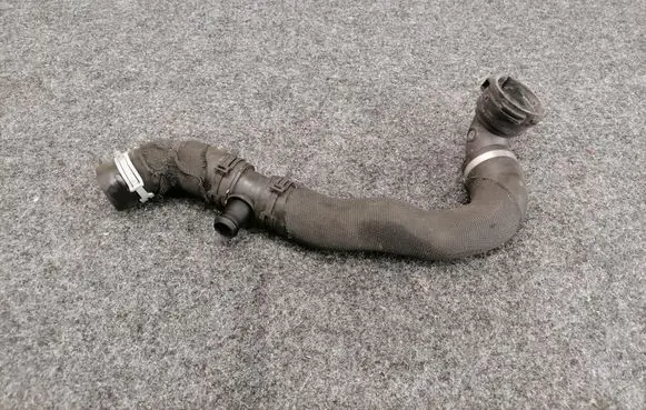Jaguar F-Pace Engine coolant pipe/hose