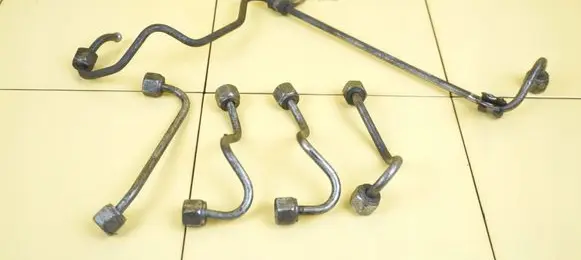 Ford Transit Fuel injector supply line/pipe CYFF