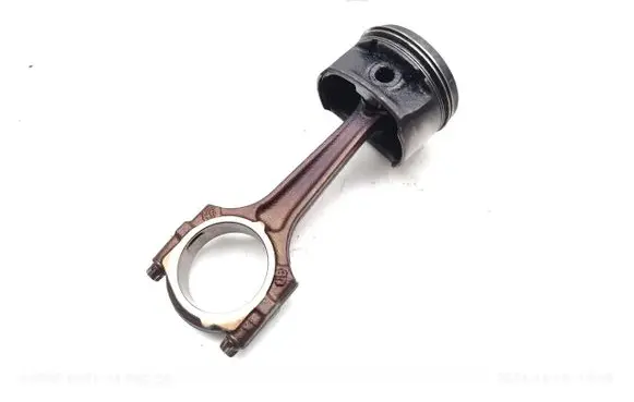 Opel Corsa D Piston with connecting rod A12XER