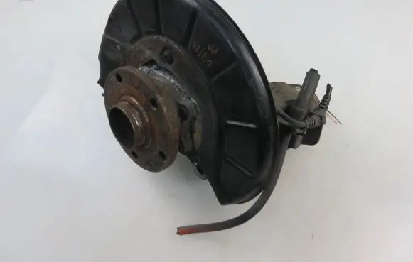 Volkswagen PASSAT CC Front wheel hub spindle knuckle