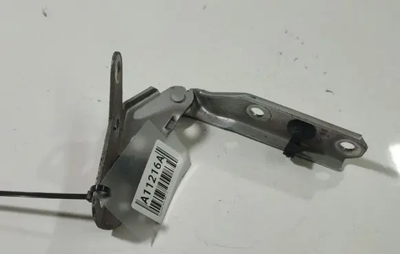 Volkswagen Polo IV 9N3 Engine bonnet/hood hinges 