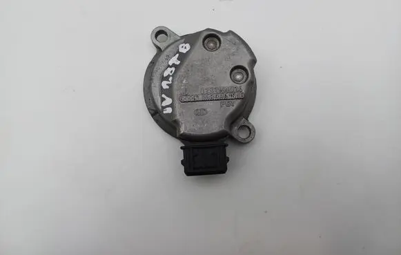 Volkswagen Golf IV Camshaft position sensor 0232101024 058905161B