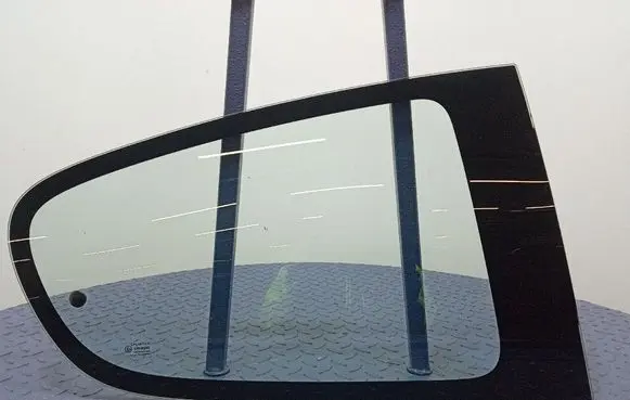 Citroen C1 Rear door window glass 