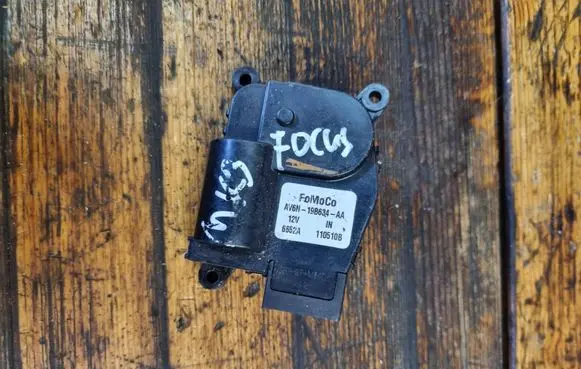 Ford Focus Air flap motor/actuator AV6N19B634AA