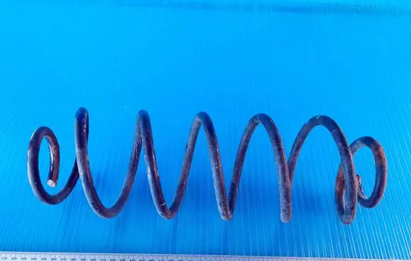 Peugeot 208 Front coil spring