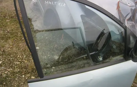 Fiat Multipla Front door window glass four-door 0046516807 46516807