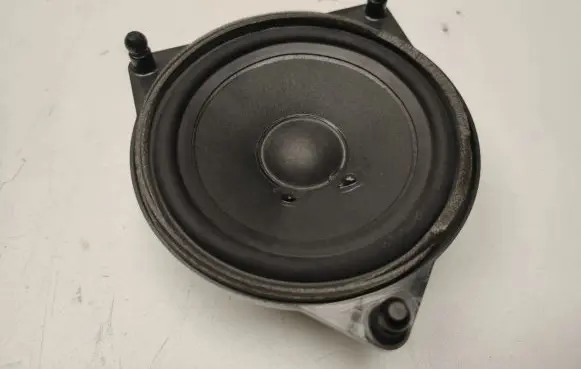 Mercedes-Benz S W222 Panel speaker A2228200202