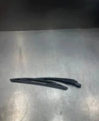 Suzuki SX4 Rear wiper blade arm