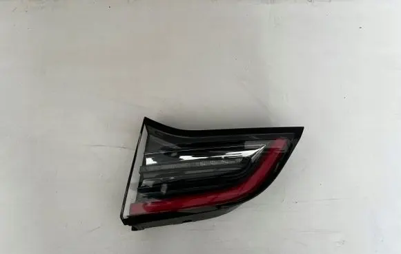 Tesla Model 3 Tailgate rear/tail lights 1502088