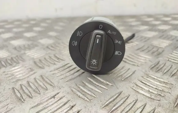 Light switch