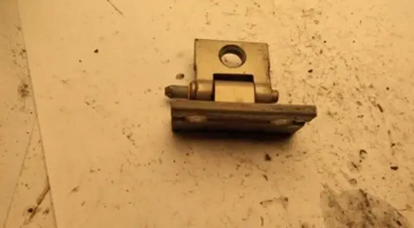 Volvo S80 Front door upper hinge