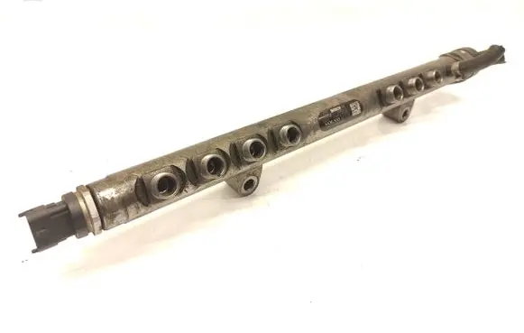 Volvo V70 Fuel main line pipe 30777759 009845L3 0445215025