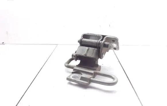 Audi Q7 4L Rear door lower hinge 4L0833412A