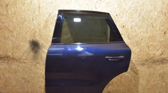 Porsche Cayenne (9Y0 9Y3) Front door D336LC9X