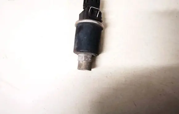 Volkswagen Golf IV Air conditioning (A/C) pressure sensor 1h0959139b