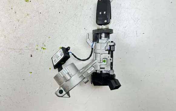 Opel Zafira C Ignition lock 20939745 22835091 13500226