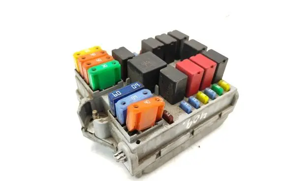 Lancia Thesis Fuse module 60679253