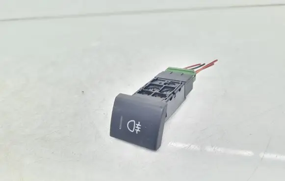 Land Rover Freelander Fog light switch YUE500110PUY