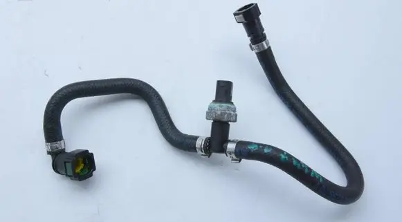 Mercedes-Benz Vito Viano W447 Fuel return line/hose A4474700124004 A004542421613 A4474700124